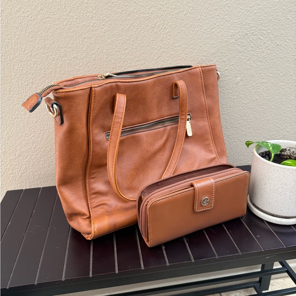 Elegant Tan Leather Tote and Wallet Set